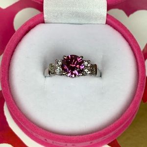 💜Swarovski Purple Zirconia Ring💜